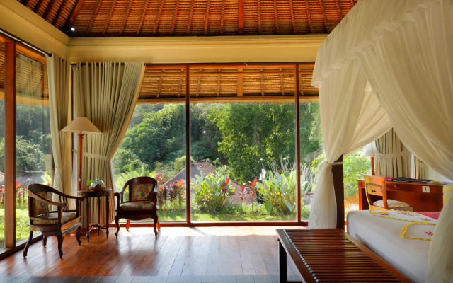 Santi Mandala Villa & Spa