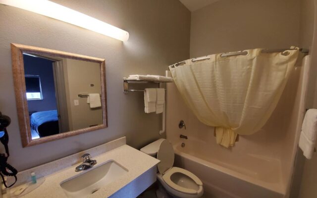 Suburban Studios near Panama City Beach