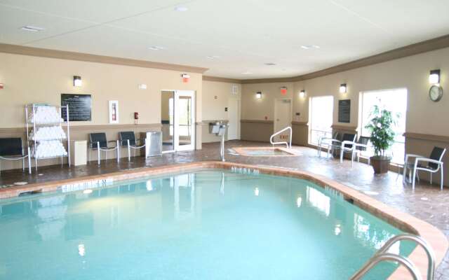 Hampton Inn & Suites Cleburne