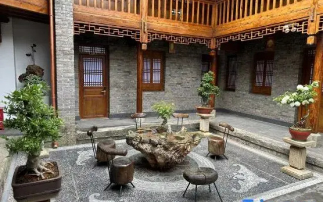 Sericulture Bureau Inn