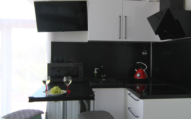 Apartments on Shchirova 34