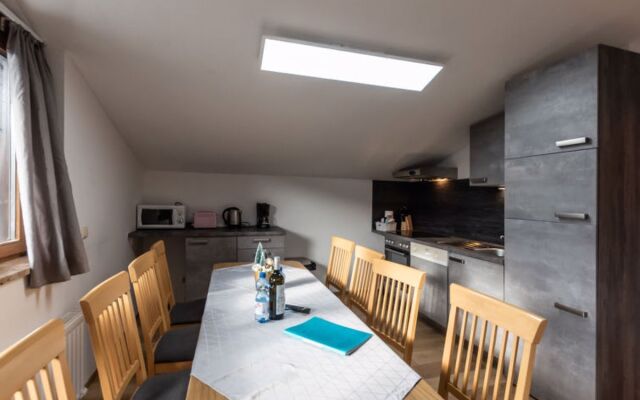 Alpenchalets (ZSE201)