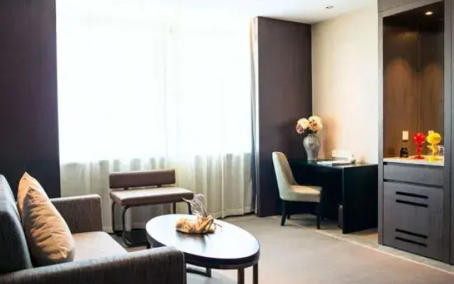 Gallery Hotel