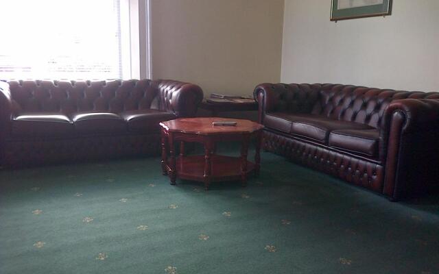 Aurora Hotel & Italian Restaurant