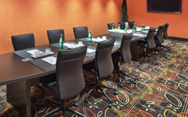 Holiday Inn - Tulsa City Center, an IHG Hotel