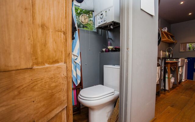 Stunning Stylish 3 Bed House in Fantastic Location