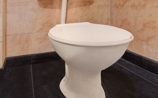 Itsy Hotels Coastal Grand Sathyam