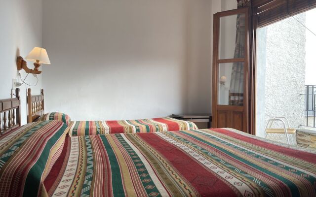 Hostal Rural Poqueira