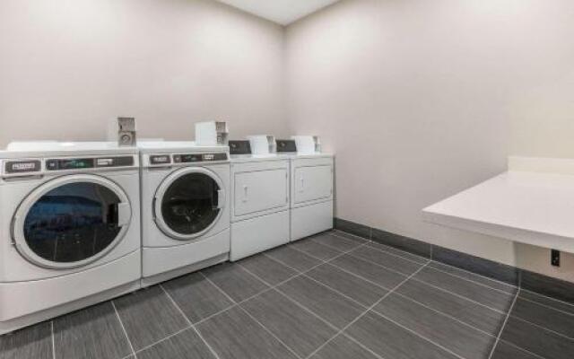 La Quinta Inn Dallas Lewisville