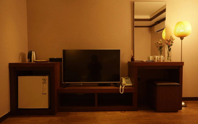 Yihua Hotel