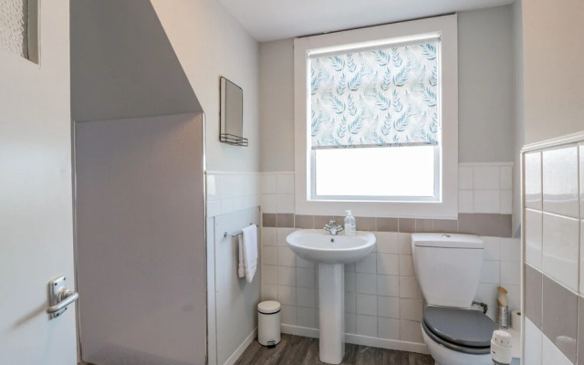 22 Turnberry Road