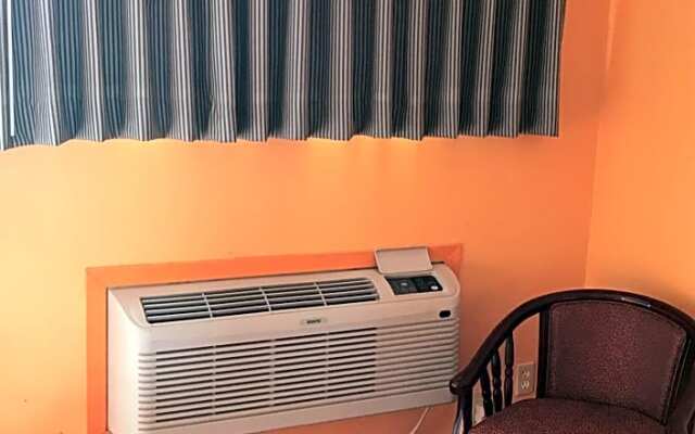 Pratt Budget Inn