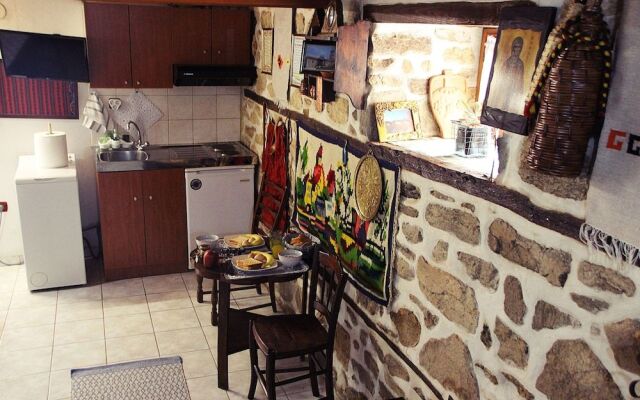 Aristotelis Traditional Guest House