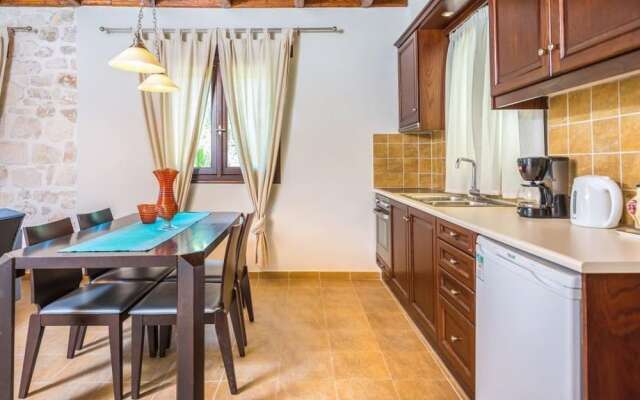 Agrikia Villa - Varvarigos Houses One Bedroom Apartment 1-3 Guests