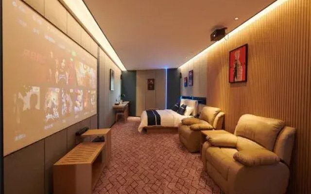 Xingcheng Hotel (International Trade Plaza, Chuncheng City, Wenxian County)