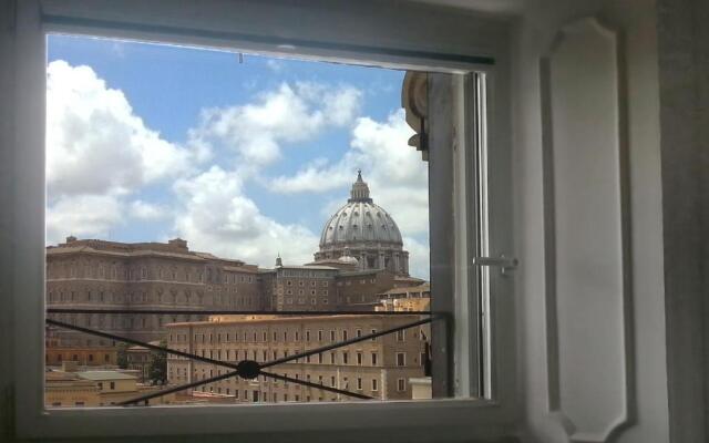 La Rosa del Vaticano