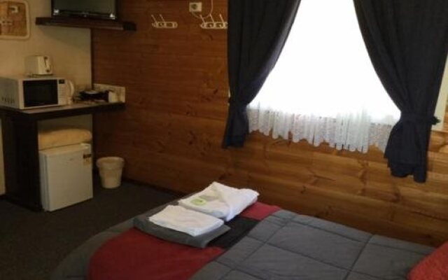 Village Motor Inn