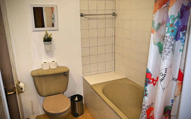 Napa Central Apartment