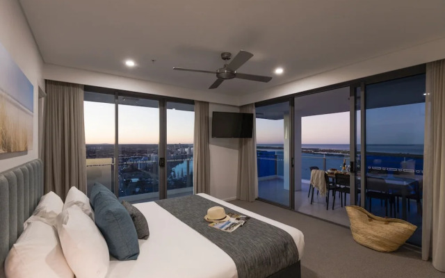 Sky Broadwater Apartments