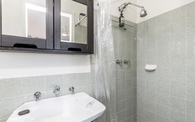 Cammeray & North Sydney with Views and Pool