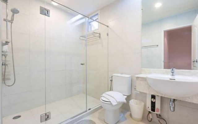 Baan San Ploen Condominium by Renvio