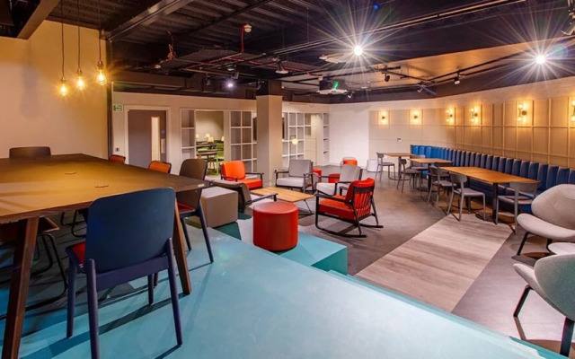 Modern Studios - READING