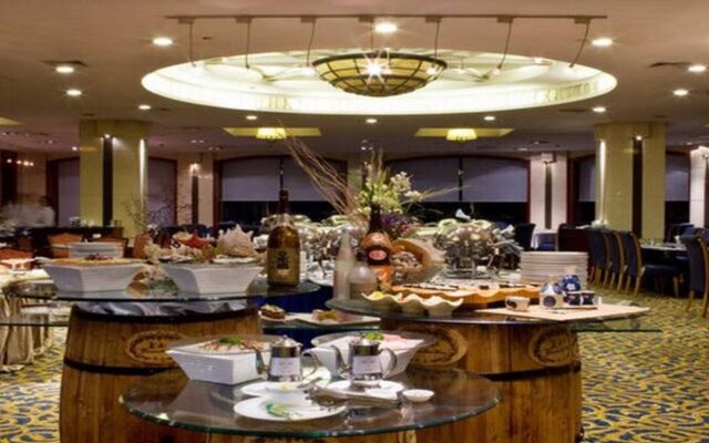 Hongyi Hotel Wuhan University
