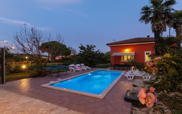 Nice Home in Pula With Wifi and 4 Bedrooms