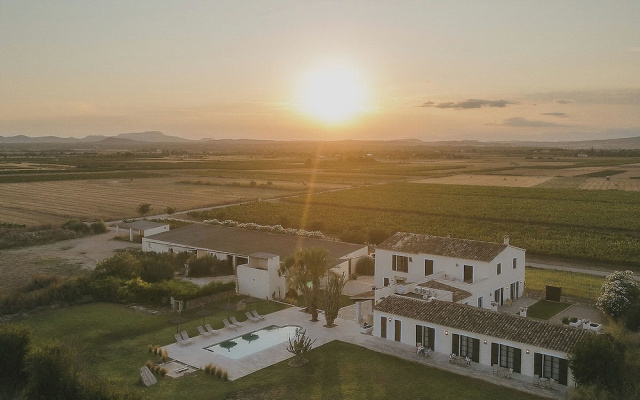 Vino Resort Son Amaret