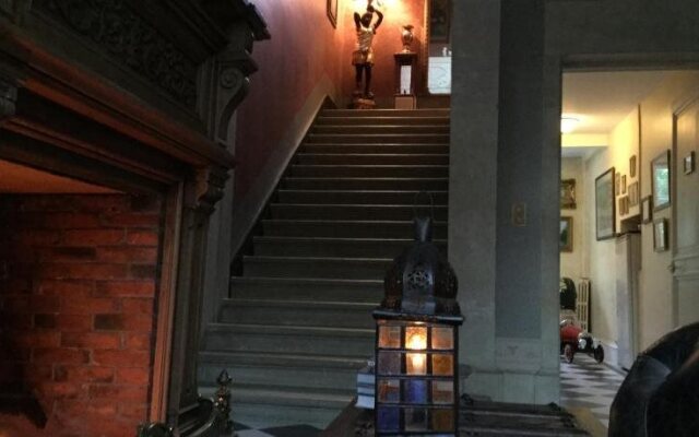 Chateau De La Fontenelle