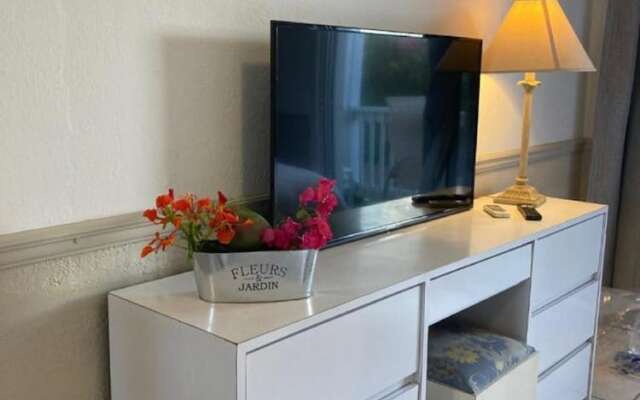Boundless Bliss Hotel