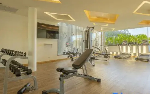 Lovely Apartment with Pool on the roof at Surin Beach
