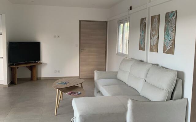Nakolodge 2 chambres - piscine / jardin privatifs