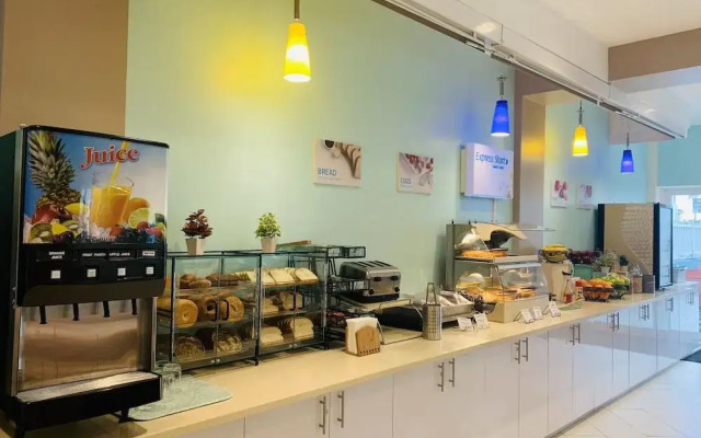 Holiday Inn Resort Nassau