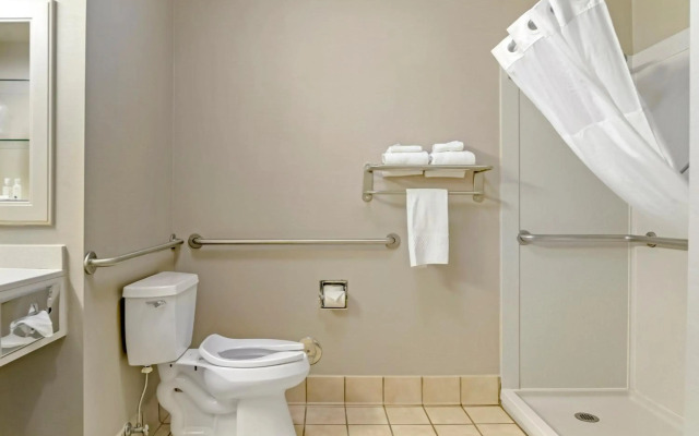 Quality Inn & Suites