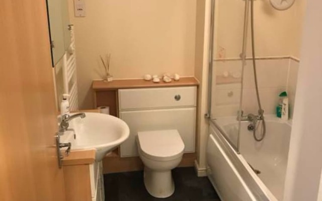 2 Bedroom Apartment With Parking