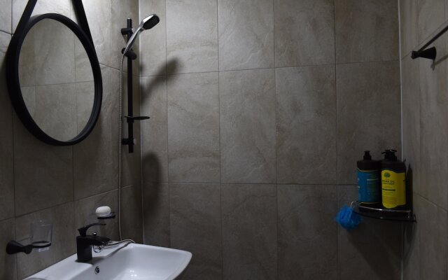 We Home Guesthouse - Hostel