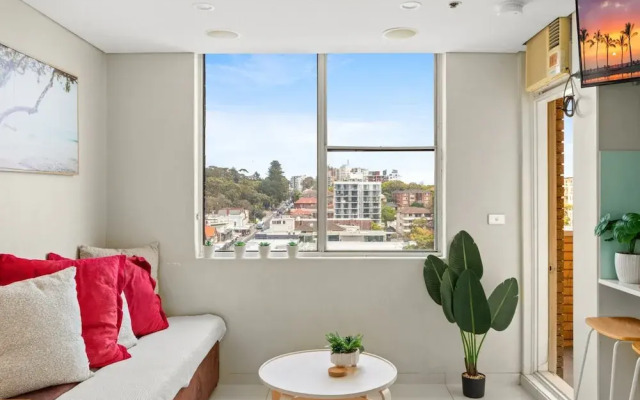 Bondi Studio Apartment With Pool & Rooftop Views