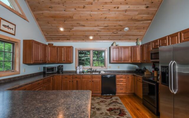 Glass Mountain Lodge 5 Bedroom House