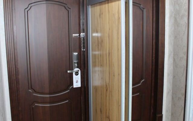 Zarafshan Grand Hotel FIEZ