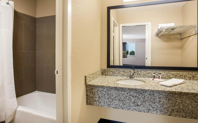 Travel Inn Of Sidney Ohio