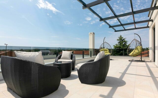 Spacious Villa in Pula Istria With Swimming Pool