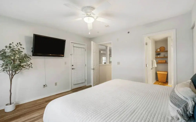 Ozark Mountain Oasis For 7!