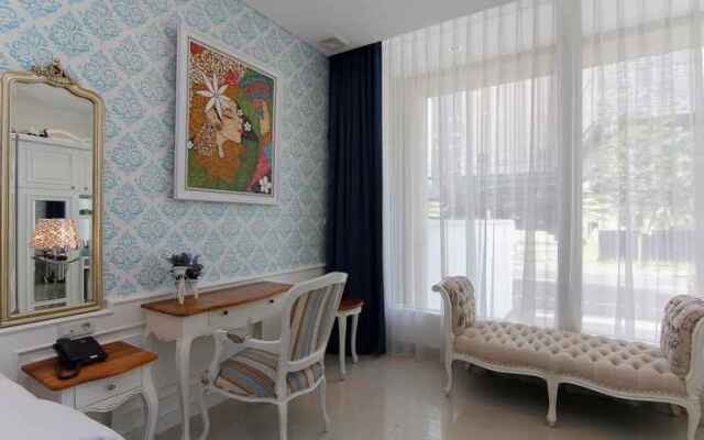M Home