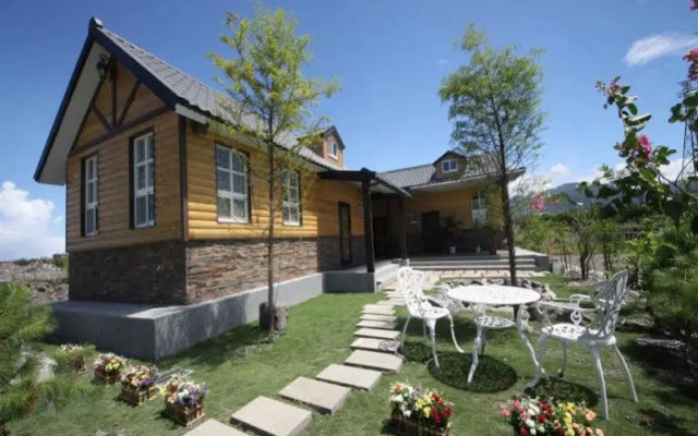 Friendly Lodge
