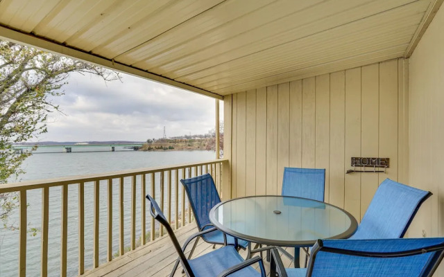 Lakefront Condo w/ Balcony in Osage Beach!