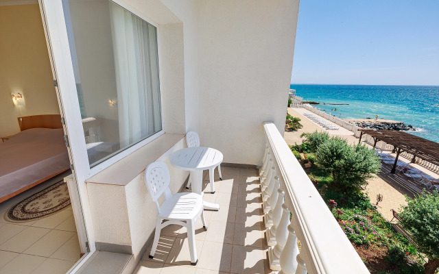 Rassvet Hotel