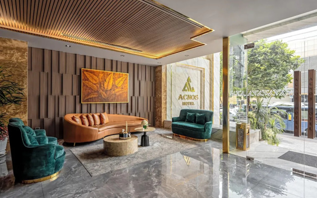 Acnos Hotel