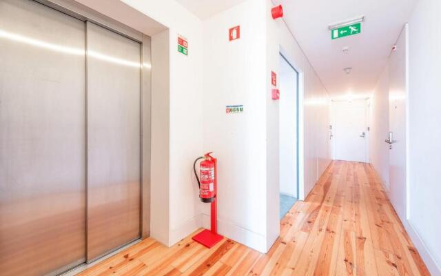 GuestReady - Combro 77 4H