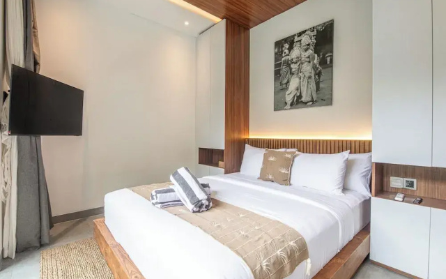Contemporary 5BR Villa , AC, Water Filter
